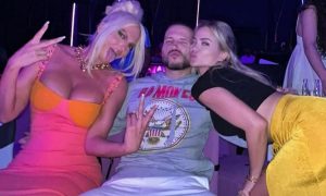 Pjevač uživao u seksi plesu! Jelena Karleuša i Milica Pavlović zatresle guzama u Dubaiju VIDEO