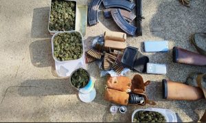 Pretresi i hapšenje u Gradišci: Tokom akcije oduzeto oružje i droga