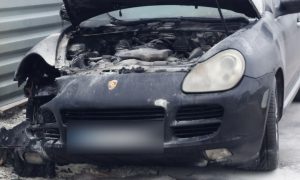 Zapaljenje vozila “Porshe Cayenne“: U akciji “Plamen” jedno lice lišeno slobode