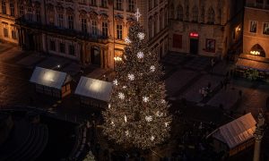 Centar Praga oskudnije okićen: Štednja energije na ukrasnoj rasvjeti