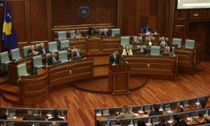 Odluka u Prištini: Poslanici Srpske liste verifikovali mandate i napustili skupštinu