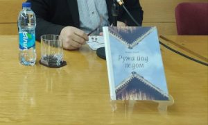 O djetinjstvu provedenom u rodnom selu: Predstavljen roman “Ruža pod ledom” Mirka Demića