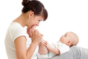 Pronatalitetna mjera: Majke zaslužuju duže odsustvo