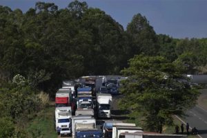 Brazil pred neredima zbog izbora: Bolsonarove pristalice blokiraju puteve