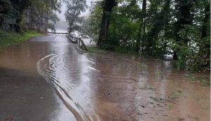 Zbog izlivanja rijeke Bogdanice: Vanredne mjere odbrane od poplava u Lici