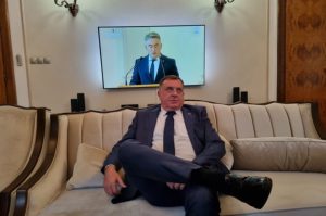 Dodik napustio sjednicu dok je Komšić govorio: Njegova politika je politika laži, podvala i sramoćenja BiH