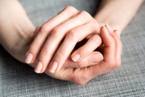 Ne radi se o bolesti: Zašto su ruke kod žena često hladnije nego kod muškaraca
