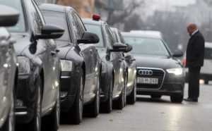 Revizori upozorili institucije BiH: Ne znaju ni koliko imaju službenih vozila