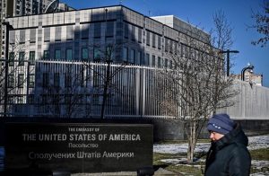 Prajs potvrdio: Američka ambasada u Kijevu povećala broj osoblja