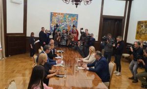 Počeo sastanak u Beogradu: Dodik i Cvijanovićeva na razgovoru sa Vučićem