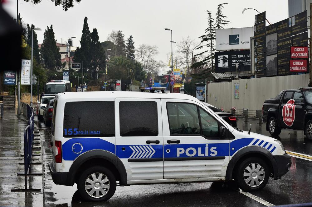 Teroristički napad u Turskoj: Ranjeno osam policajaca