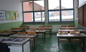 Tužna slika u Bosanskom Grahovu: Prvi razred pohađaju samo četiri prvačića