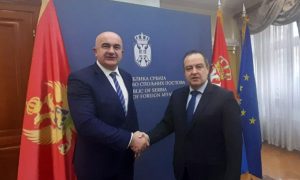 Joković sa Dačićem: Politički odnosi Srbije i Crne Gore se unapređuju