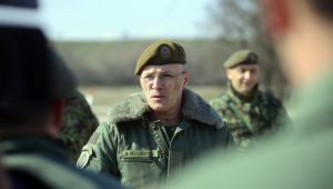 Nakon sastanka sa Vučićem, general Mojsilović se hitno uputio u Rašku VIDEO