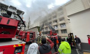 Zgradu pokrio gust dim: Požar zahvatio luksuzni hotel u Istanbulu VIDEO