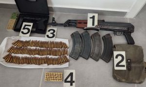 Tokom pretresa porodične kuće: Pronađeno oružje i municija