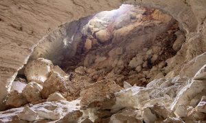 Nisu ih zaustavile ograde: Vandali uništili pećinske crteže stare 22.000 godina