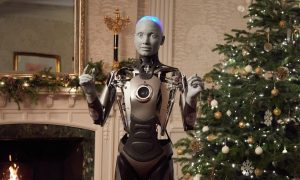 Televizijsko obraćanje: Robot održao božićni govor VIDEO