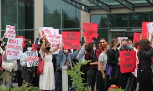 Protest u Prištini: Ubistva žena tretirati kao vanrednu situaciju