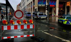 Talačka kriza u Drezdenu: Napadač ubio jednu osobu?