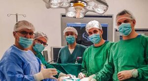 Nesvakidašnja scena na UKC RS: Čitav hirurški tim rođen u Drvaru FOTO