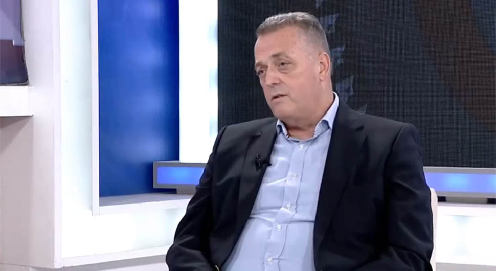 Uhapšeni zbog sumnje da su zloupotrijebili položaj: Bivši premijer i ministar predati tužiocu