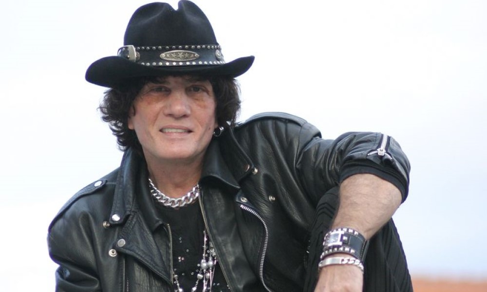 Pjevaču amputirana noga: Milić Vukašinović otkrio kako teče oporavak