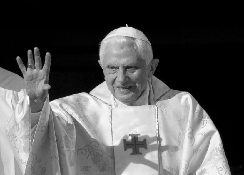 Bivši poglavar rimokatoličke crkve: Preminuo papa Benedikt XVI