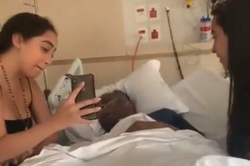 Pele se oprostio od porodice i prijatelja: Legendarni fudbaler u jako lošem zdravstvenom stanju VIDEO