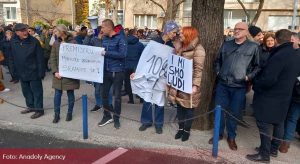 Zdravstveni radnici pred Vladom HNK-a: Novčana pomoć ili novi protesti