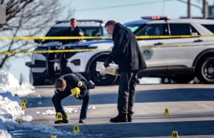Pucnjava ispred škole u Čikagu, dva dječaka ubijena