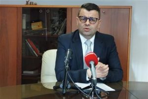 Ministar Hurtić najavio: Sutra počinje podjela paketa za 4,000 socijalno ugroženih porodica
