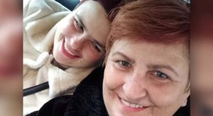 Samohrana majka ima karcinom i brine o slijepoj kćerki: Državu nije briga za nas