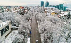 Svi putevi u Banjaluci prohodni: Akcenat na čišćenju prilaza školama