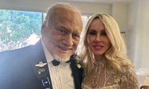 Na svoj 93. rođendan: Baz Oldrin se oženio četvrti put