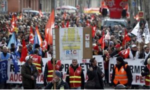 Država u kolapsu: Treći talas štrajkova širom Francuske