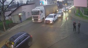 I večeras gužva: Pojačan saobraćaj u Gradišci, Kozarskoj Dubici i Donjoj Gradini
