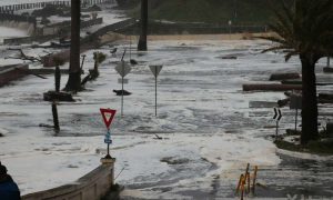 Više od 20 ljudi stradalo u Kaliforniji: Na snazi vanredno stanje nakon velikih oluja