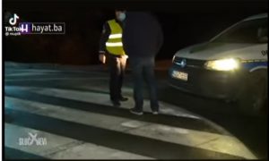 Stisnuo petlju i upustio se u žestoku raspravu sa policijom: Nemoj se derat’ VIDEO