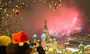 Slavlje na otvorenom: Više od 1,6 miliona ljudi na trgovima širom Rusije