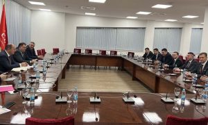 Dodik uvjerio SNSD-ovce iz Istočnog Sarajeva: Svi poslanici će glasati za Savjet ministara