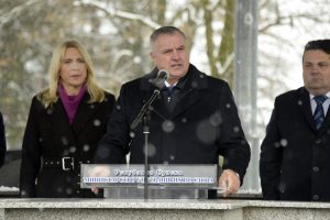 Višković u Zalužanima: Mladi pripadnici MUP-a ogledalo Republike