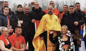 Proslava Bogojavljenja u Kozarskoj Dubici: Slađani Mijatović dodijeljen Časni krst