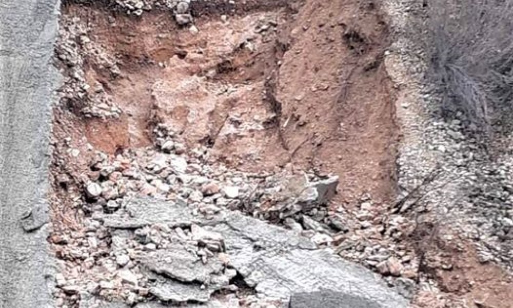Moguća katastrofa: U korito Bregave se srušio nasip mini hidroelektrane FOTO