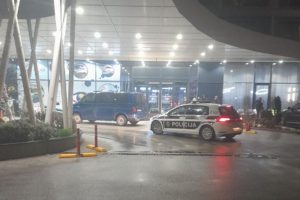Ambasador Srbije u BiH: Grupu roditelja napali huligani od ranije poznati policiji