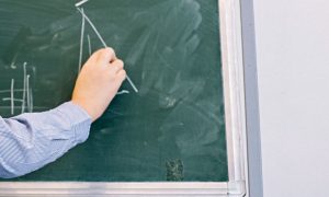 Incident u Čelincu: Roditelj napao nastavnika zbog loše ocjene njegovog djeteta