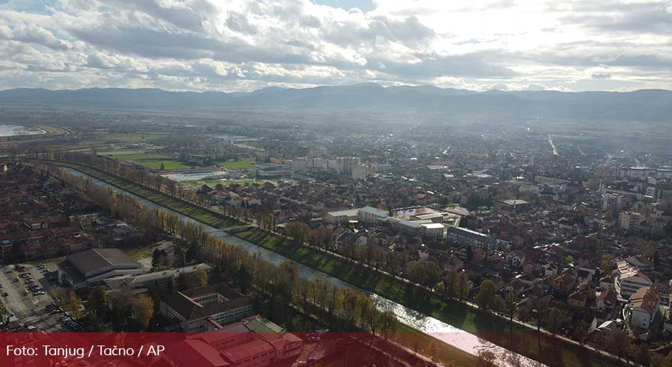 Opet nezgoda: Skliznula dizalica za podizanje cisterni sa amonijakom