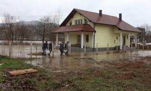 Poplava u Karakaju: Voda ušla u četiri objekta, ugroženo do 50 kuća