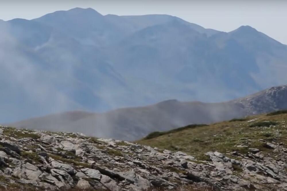 Diplomata se okliznuo i pao niz stijenu na Šar-planini: KFOR ga izvlačio helikopterom