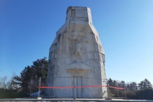 Počinje obnova spomenika na Banj brdu